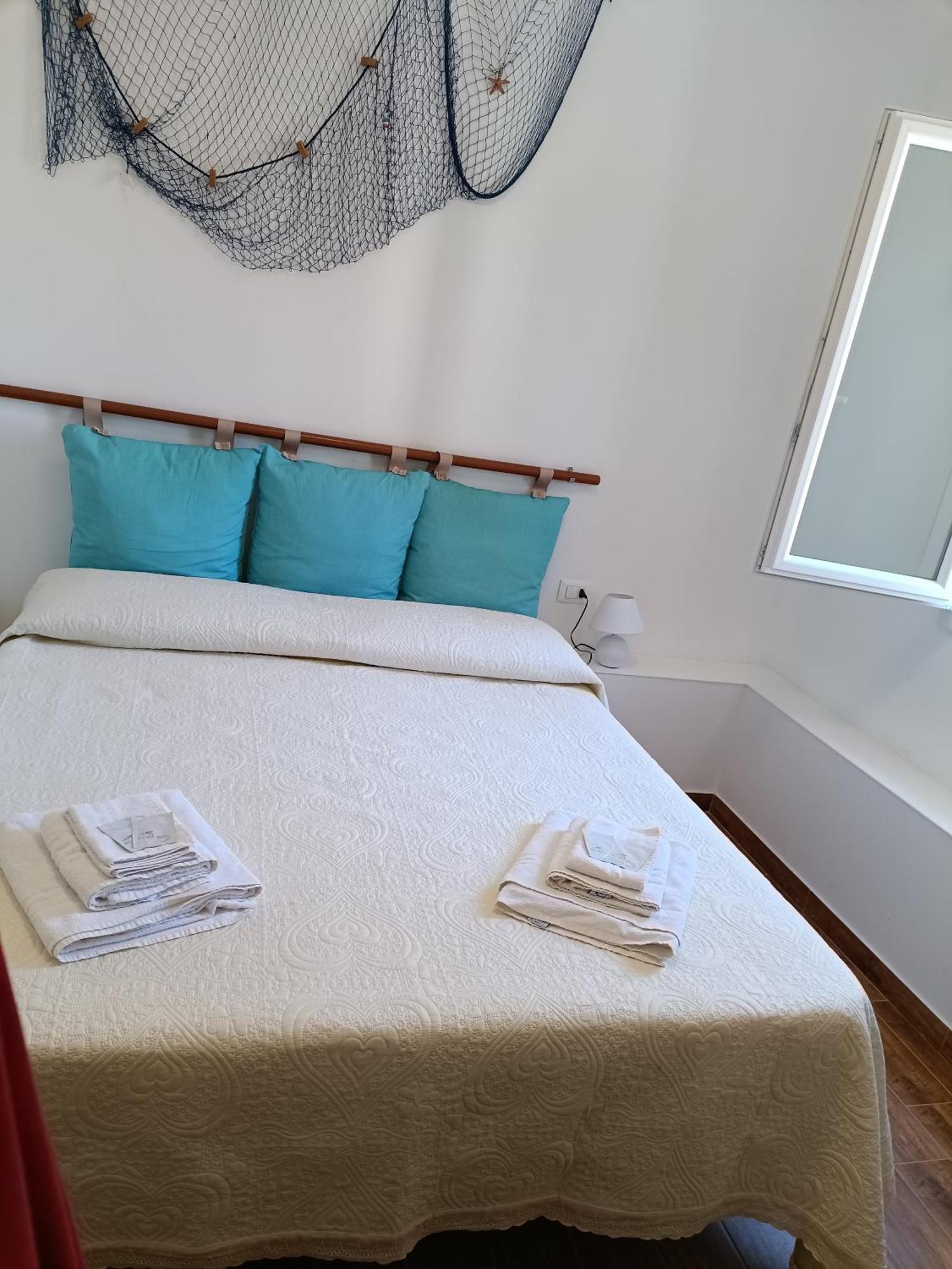 Trapani City Sea Small Apartment ภายนอก รูปภาพ