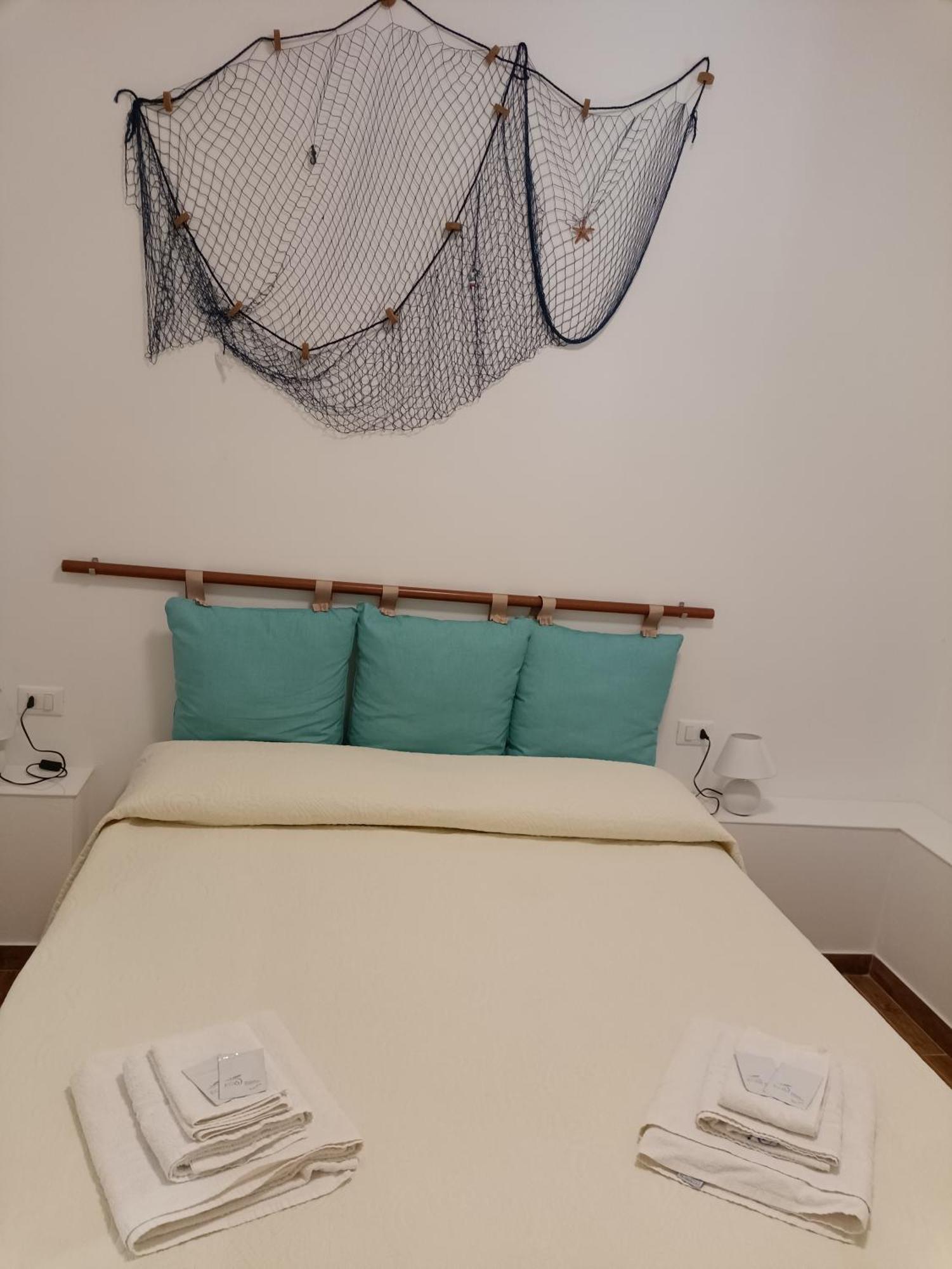 Trapani City Sea Small Apartment ภายนอก รูปภาพ