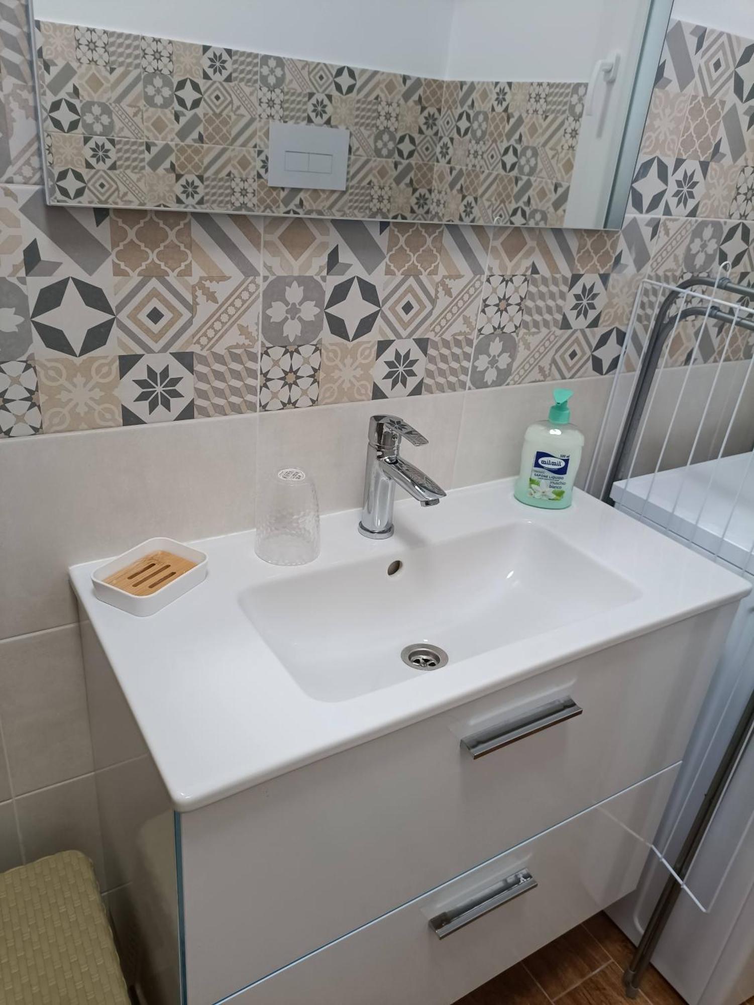 Trapani City Sea Small Apartment ภายนอก รูปภาพ